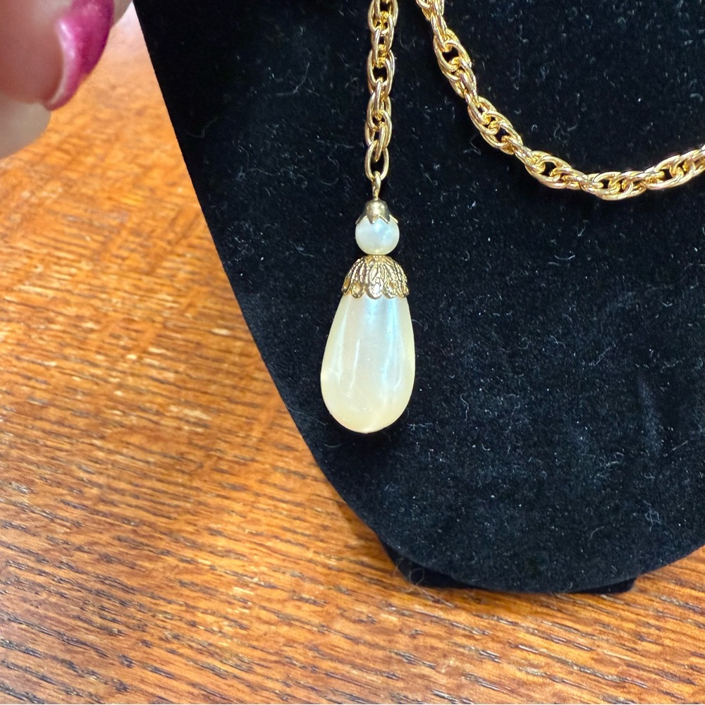 Avon “Pearlesque Wrap” Necklace no clasps vintage 1990 goldtone/pearl - Picture 5 of 5